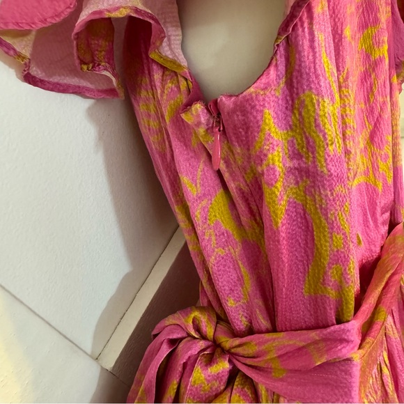 Tanya Taylor Liza Floral Print Flutter Sleeve Tie Wrap Waist Midi Dress Pink 6 - Picture 9 of 10